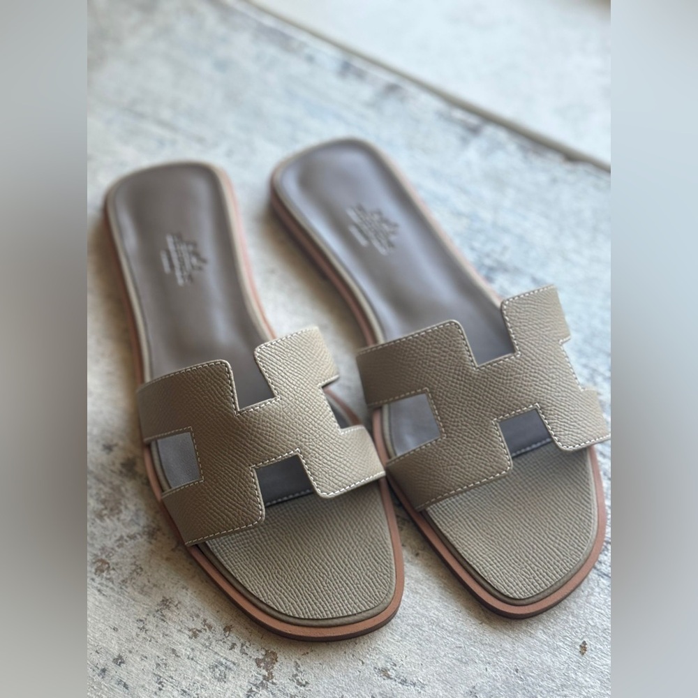 Hermes Oran Sandals 38